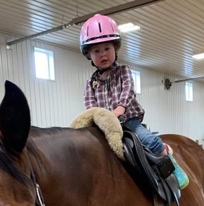 Meet your Posher, Lori